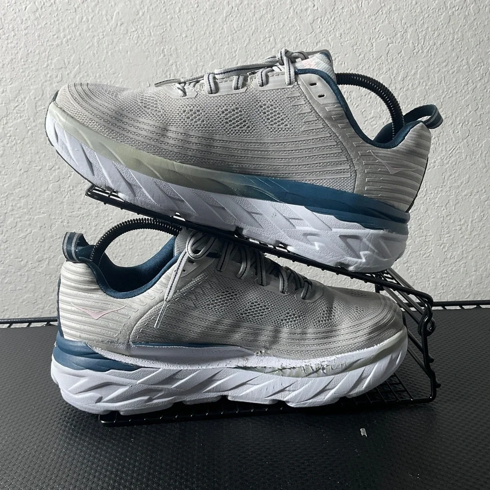 Hoka One One Bondi 6 Womens 9.5 Lunar Rock Running Shoes 1019270 LRNC